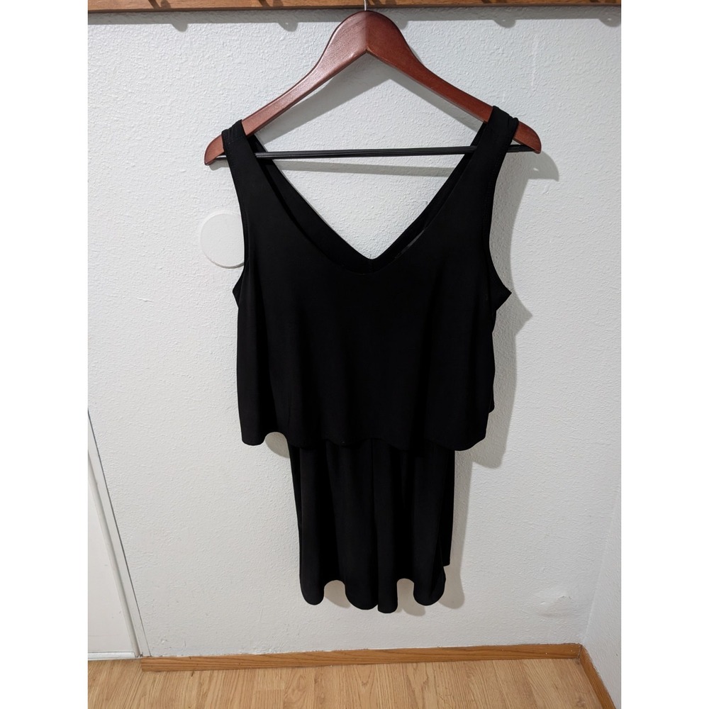 NIK AND NASH Women's Black Romper Size‎ M Flowy Overlay V-Neck Sleeveless